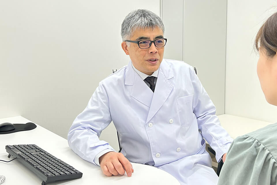 野口院長による患者さまへの説明